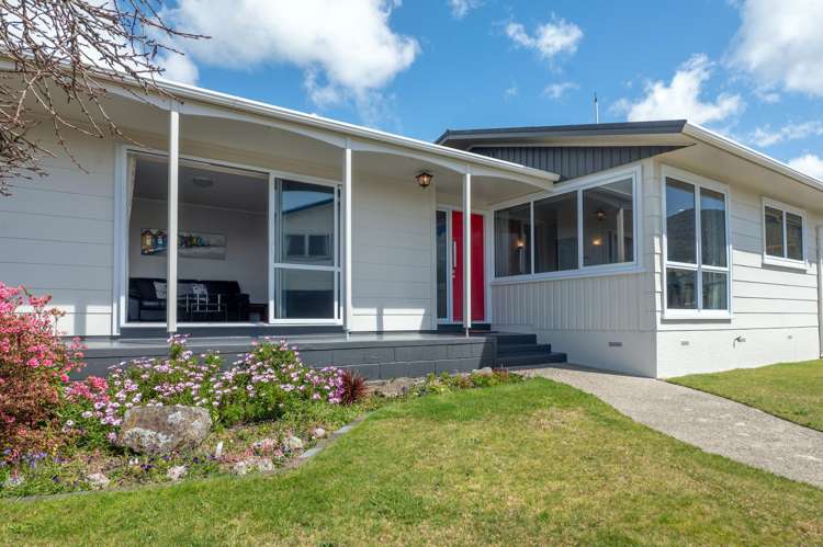 19 Alison Street Mangakakahi_4