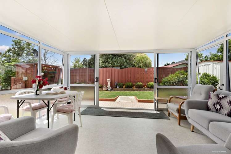 26 Fairview Avenue Opaheke_11