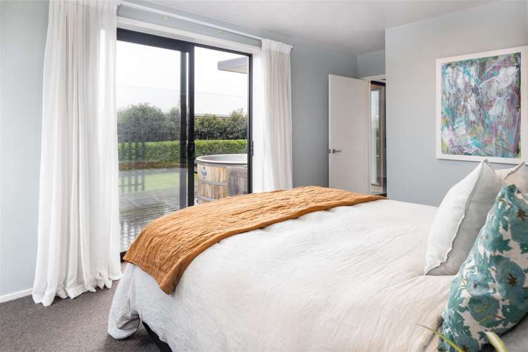 4 Piper Lane Burleigh_26