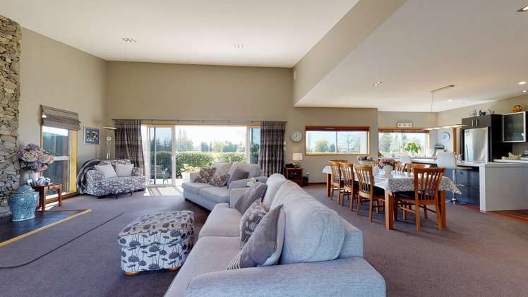 14 Country Place Allenton_1