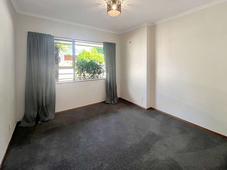 3 Silverdale Court 2145_6