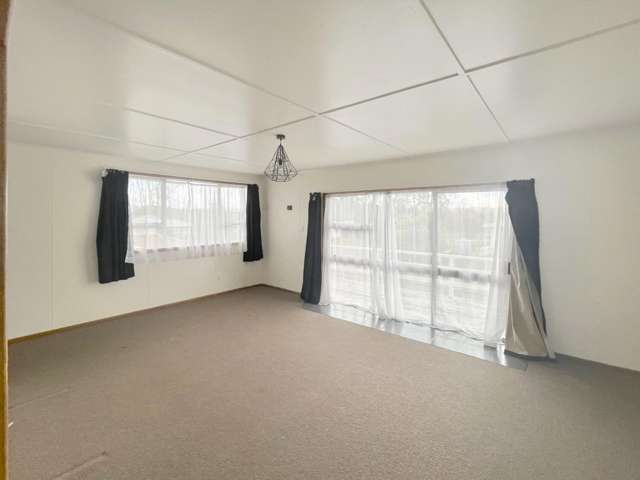 97 Arawa Crescent 11139_2