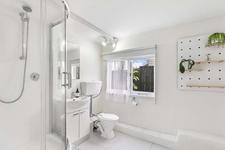 1 Harbour View Terrace Onehunga_13