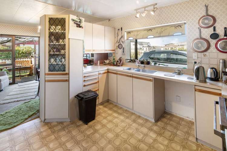 12 Warwick Place Springvale_5