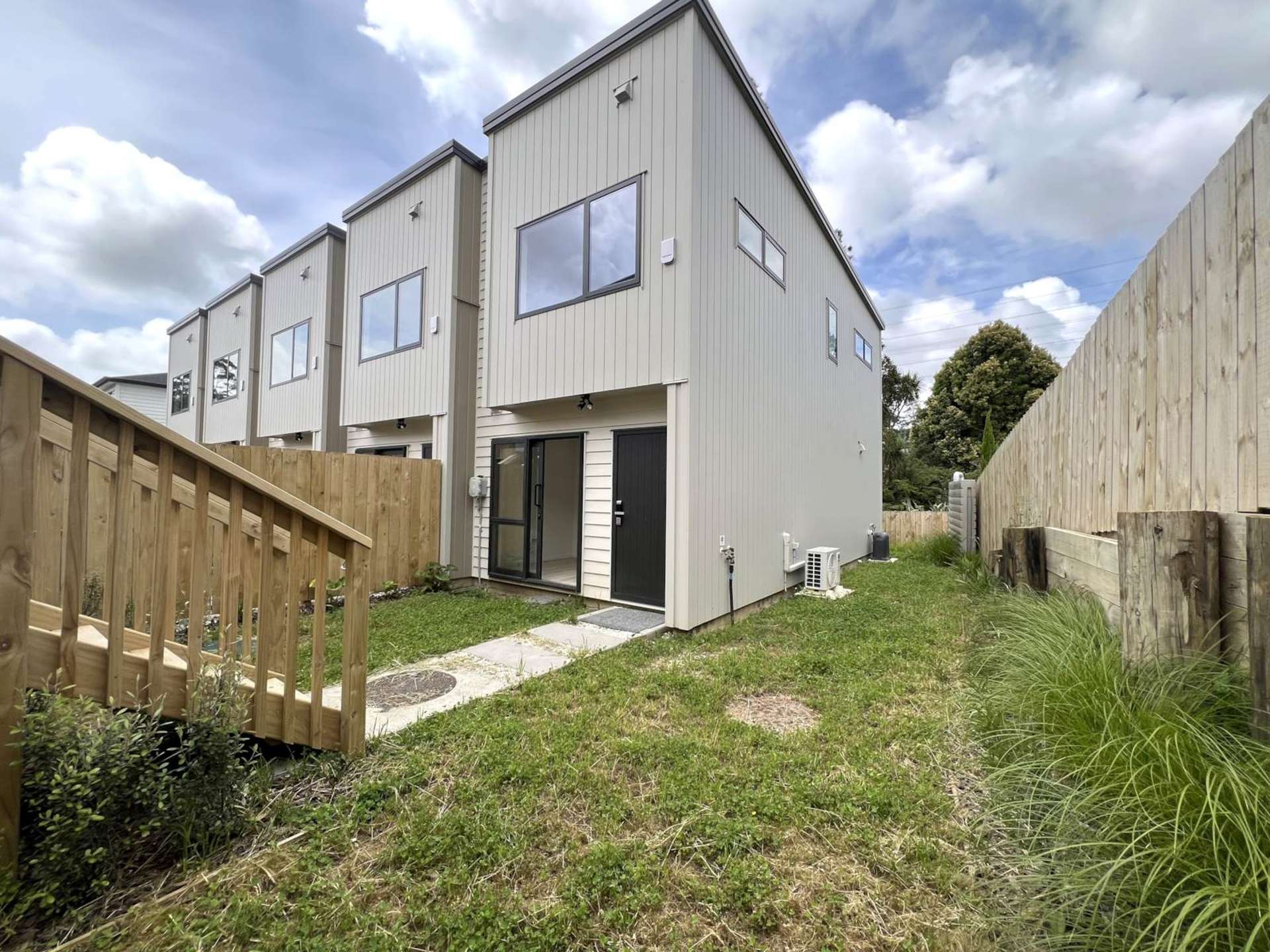 5/16 Reynella Drive Massey_0