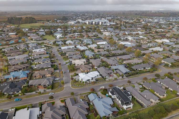 5 Reka Street Parklands_27