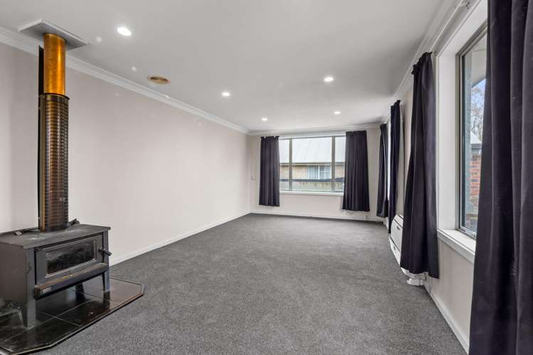 70 Middle Road_5
