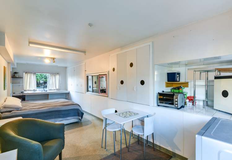 15b Wye Place Fernhill/Sunshine Bay_23