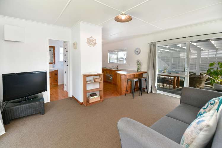 2B Iris Street Snells Beach_10