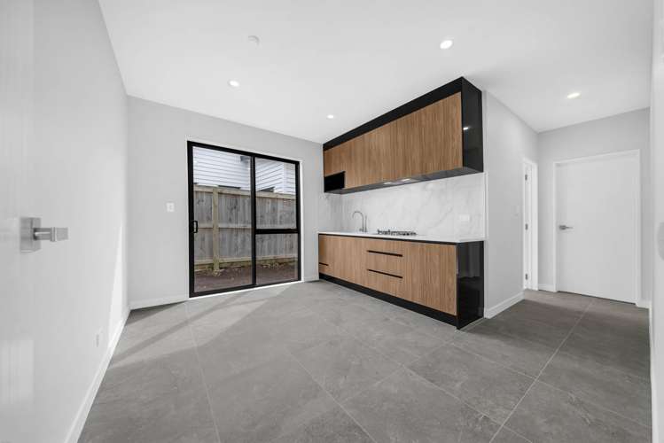 2 Whata Street_5