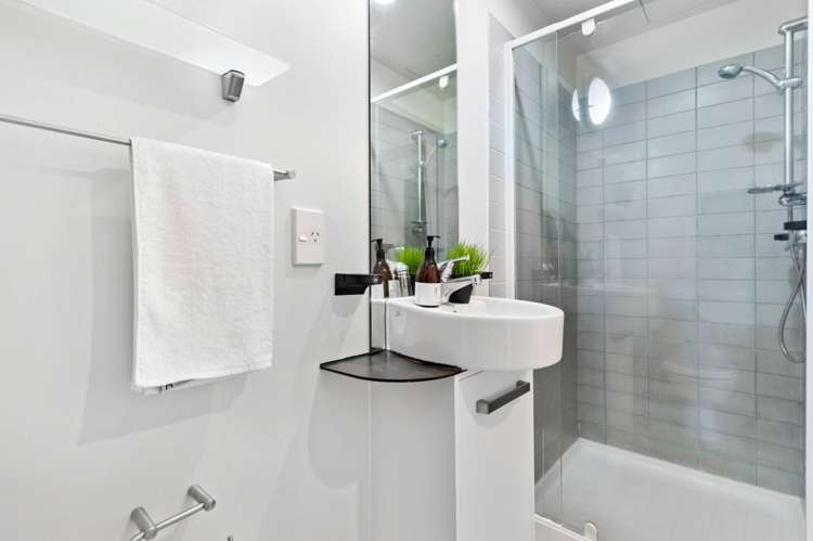 1914/10 Waterloo Quadrant Auckland Central_9