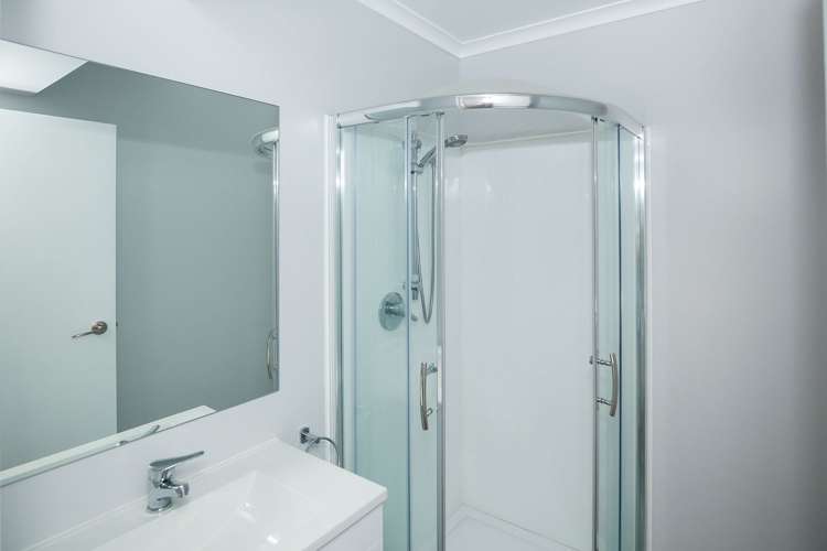 12B Greensboro Street Hamilton East_11