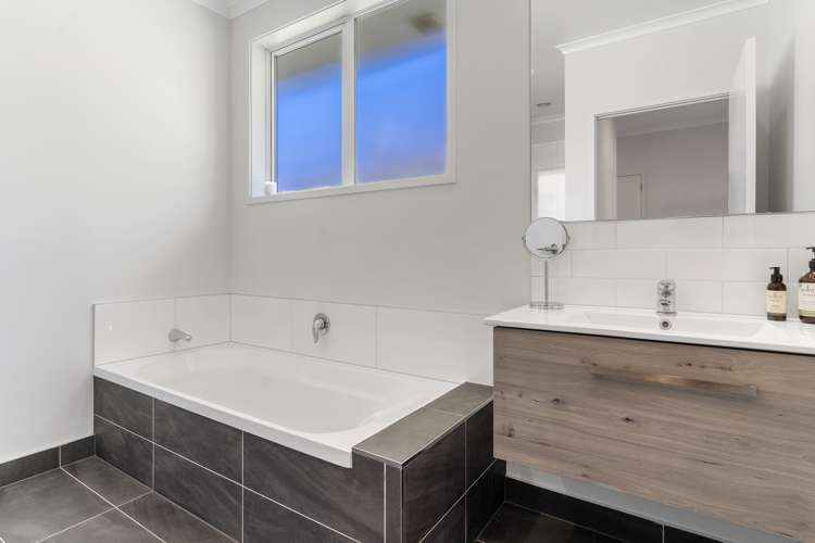 33 Denny Hulme Drive Mount Maunganui_14