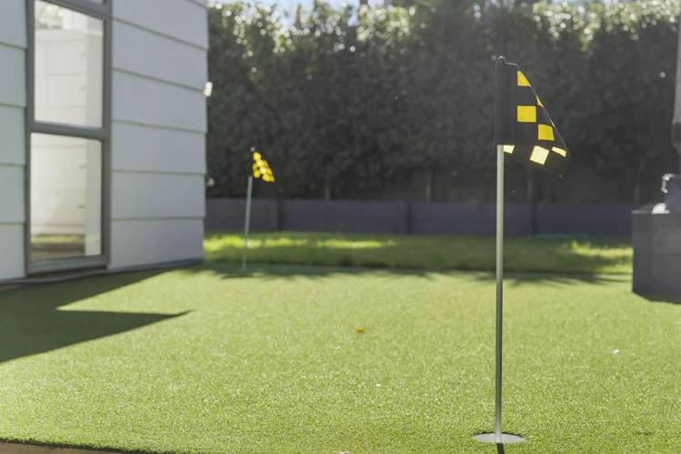 2/10 Ewen Alison Avenue Devonport_12