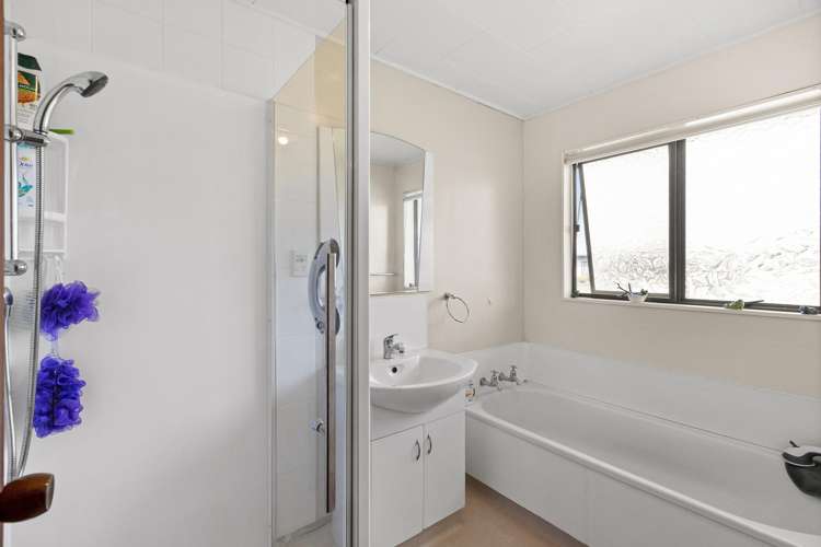 1/5 Somerset Place Taradale_7