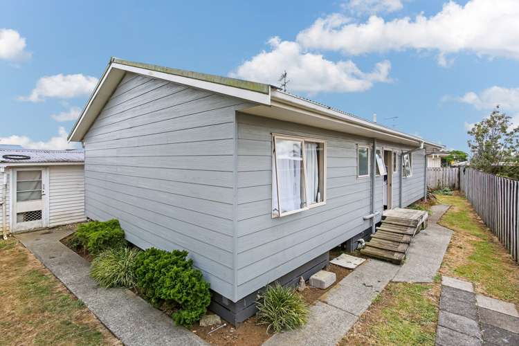 8b Blair Avenue Pukekohe_12