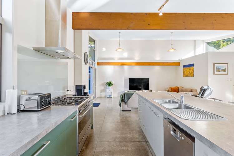 269 Okura River Road Okura_4