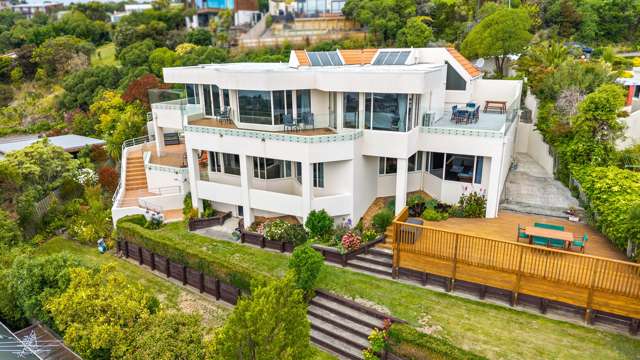 Exceptional Views And Space! Hebel Cavity Cladding