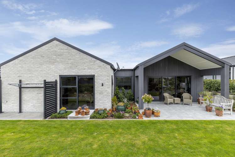12 Sorrento Drive Rangatira Park_18