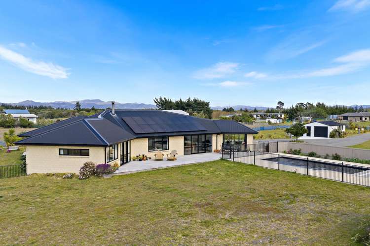 37 Ocean View Crescent Rarangi_49