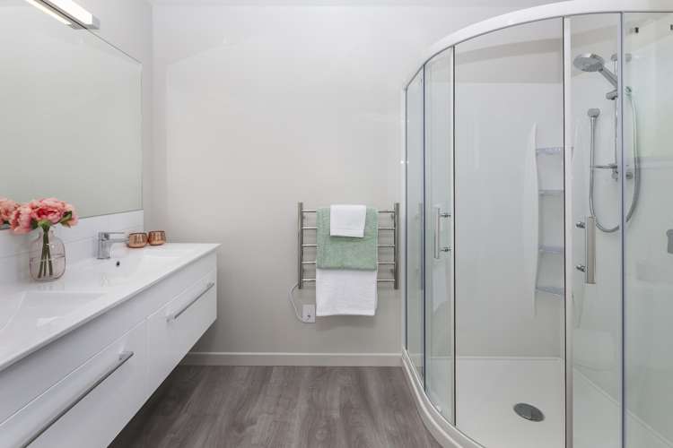 25 Kingsbridge West Burwood_11