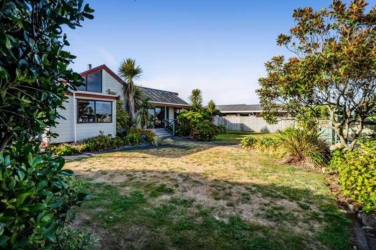 8 Pohutukawa Drive Opunake_13