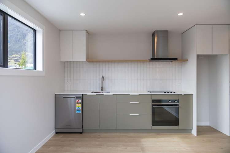 23 Rowe Drive, Hanley's Farm Jacks Point_14