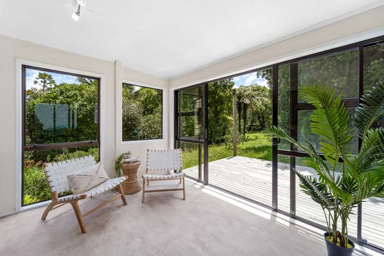 18 Govan Wilson Road Whangaripo_8