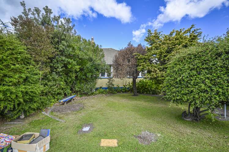 1209a Willowpark Road North Mayfair_16