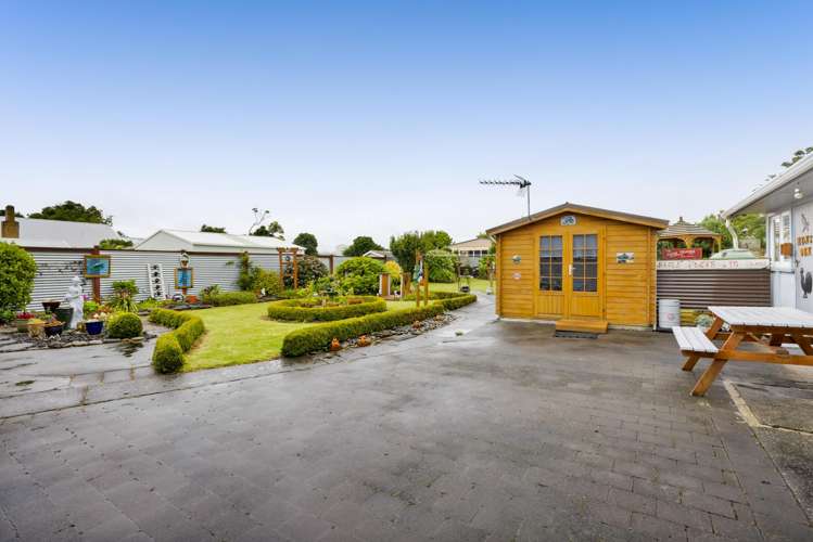 240 Egmont Street Patea_5