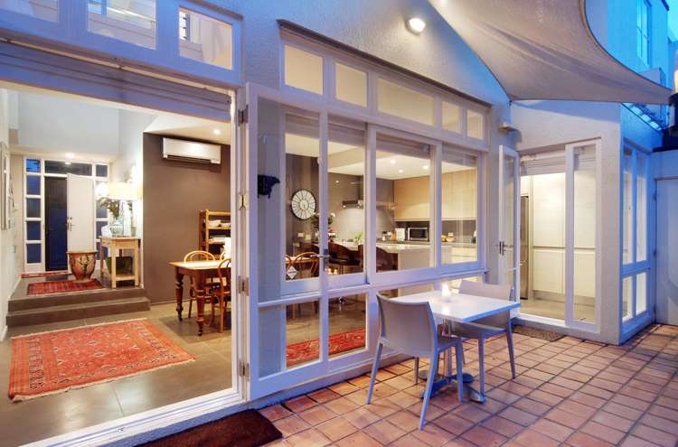 2/19 Waiatarua Road Remuera_18