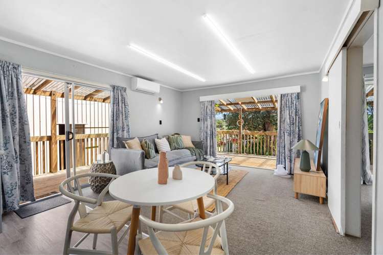 2 Findlay Street Mangawhai Heads_6