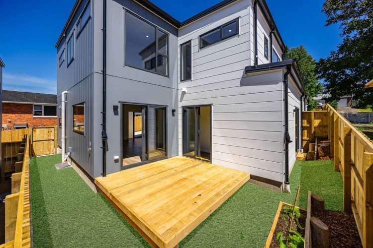 Lot 2 30 Rangitiki Crescent_8