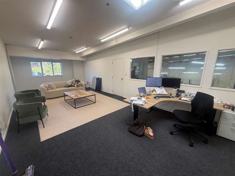 10 Surrey Street Tawa_7