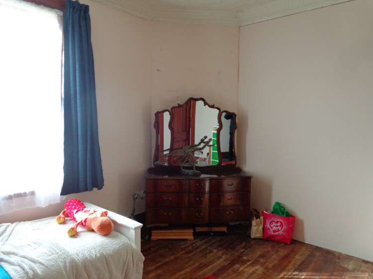 11 Exmouth Street Kaitangata_13