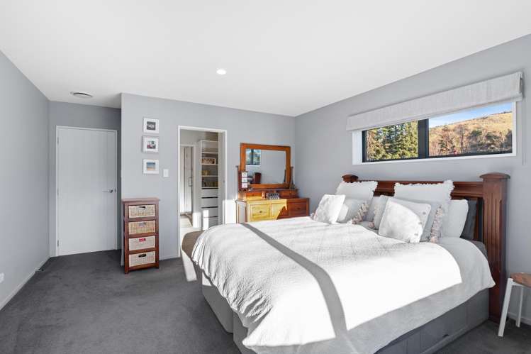 5808 West Coast Road Springfield_16