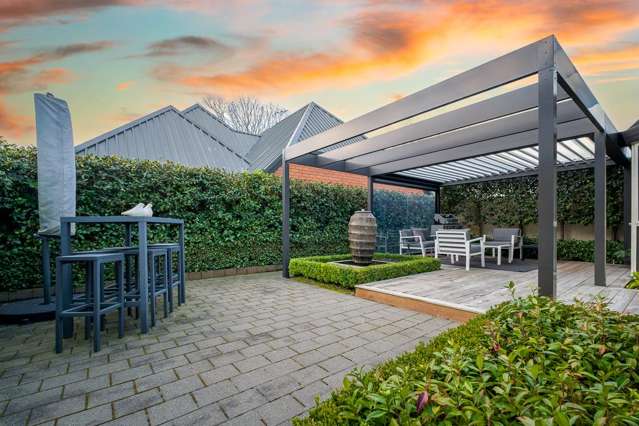 PRIVATE, PRISTINE, PREMIUM LOCATION