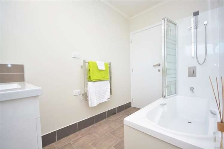 17 Hill Road Hillpark_9