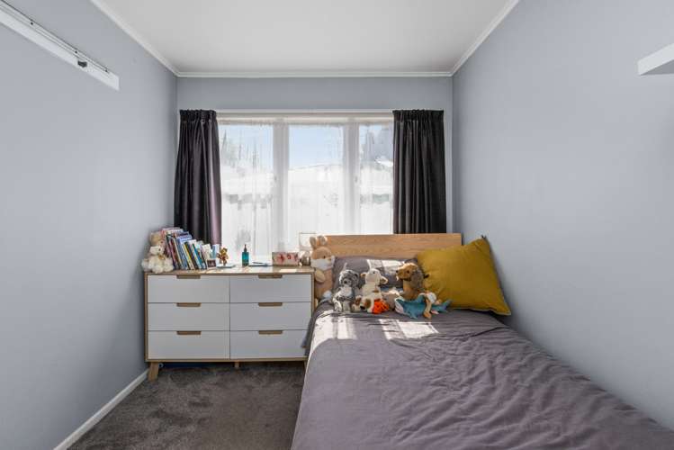 806 Huia Street Camberley_7