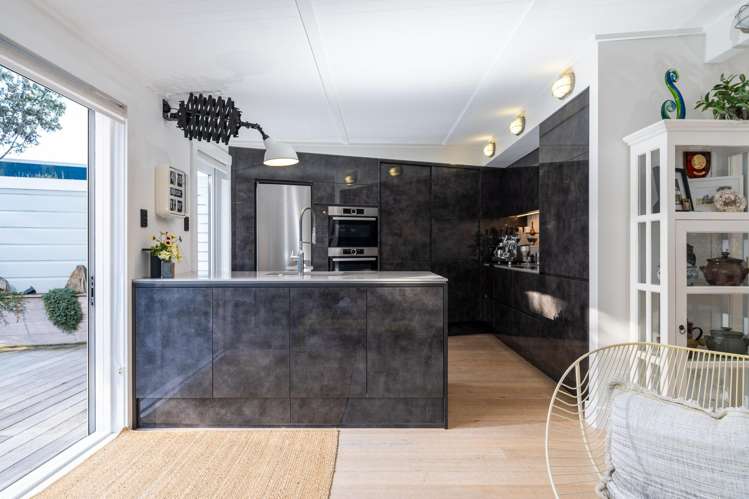 84 The Esplanade Houghton Bay_6