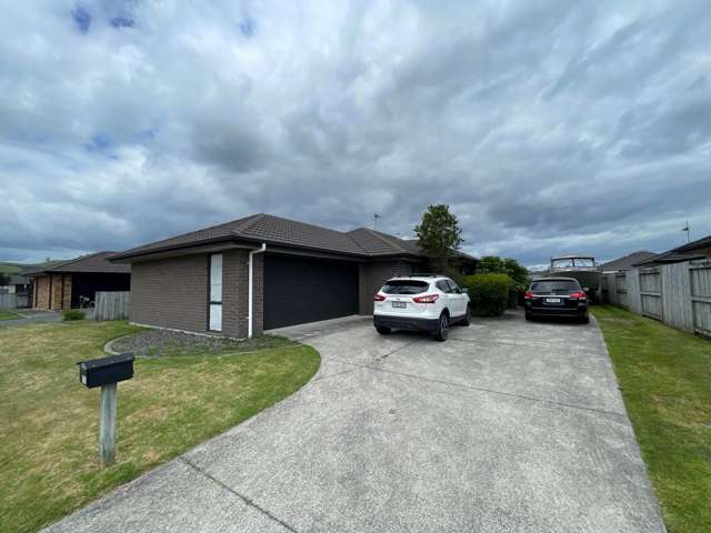 Charming 3-Bedroom Family Home in Papamoa Beach