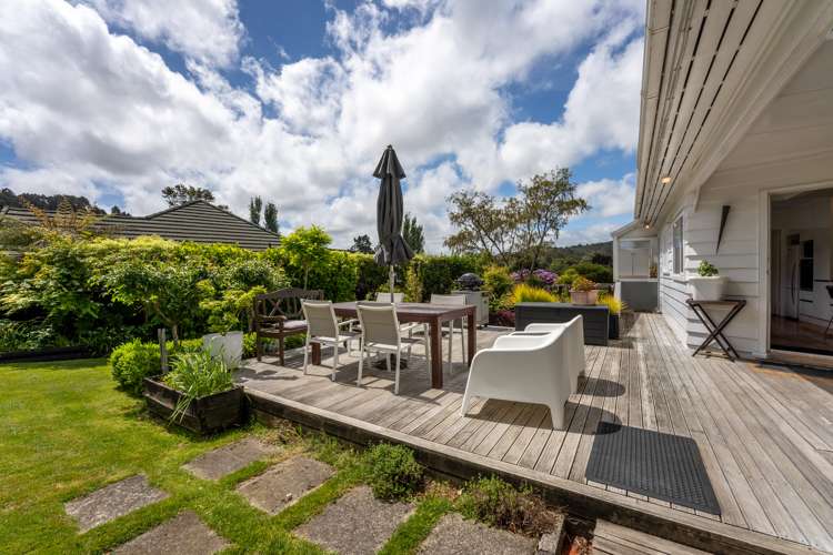 33 Jocelyn Crescent Pinehaven_10