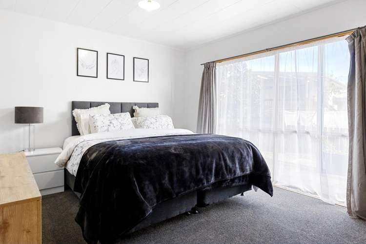 36 Whakaipo Avenue Central_12