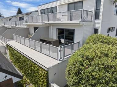 1/49 Maunganui Road_1