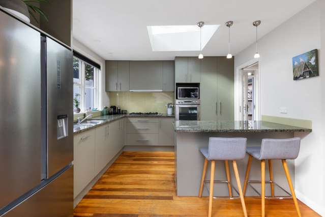 6 Queensway Three Kings_4