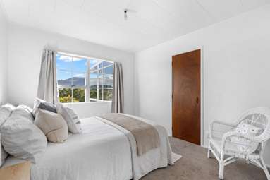 100 Alcoba Street_4