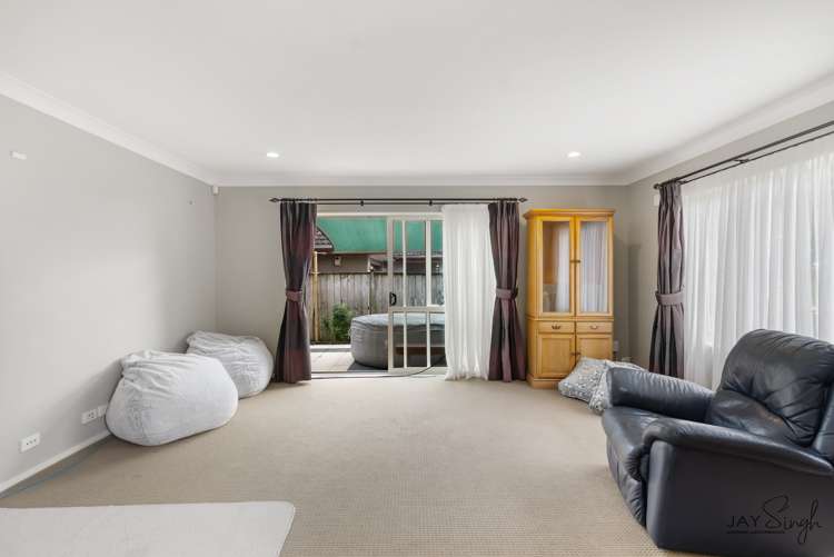 3 Bridgefield Crescent Flat Bush_9