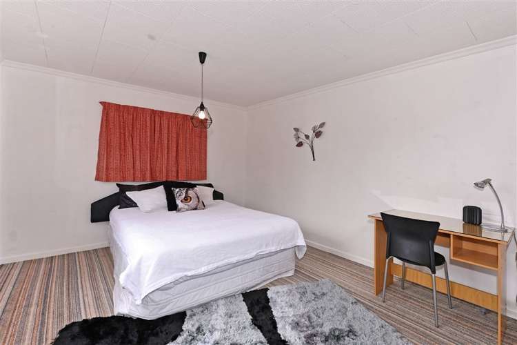 1/9 Mules Street Stoke_12