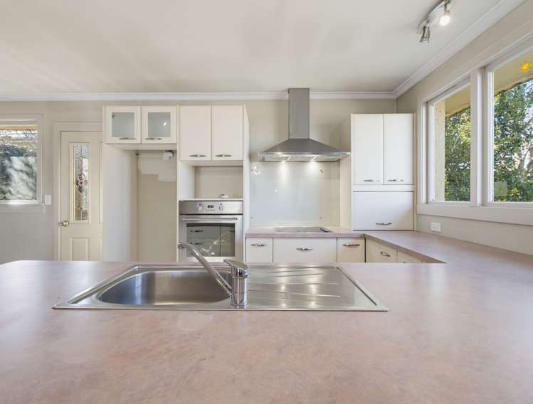 180 Flora Road Lumsden_19