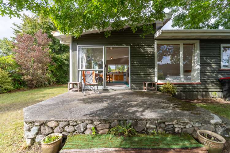 36 Home Street Manapouri_18